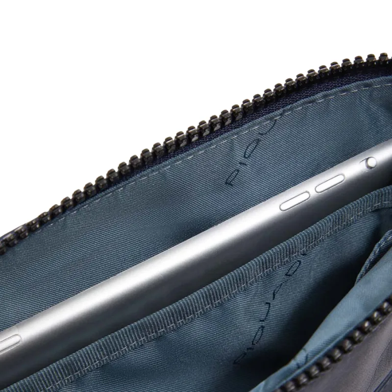 Pochette uomo in pelle porta iPad® Piquadro Finn blu