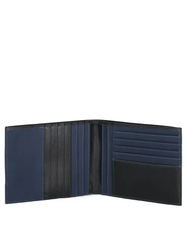 Men's wallet in recycled fabric with twelve credit card slots blue